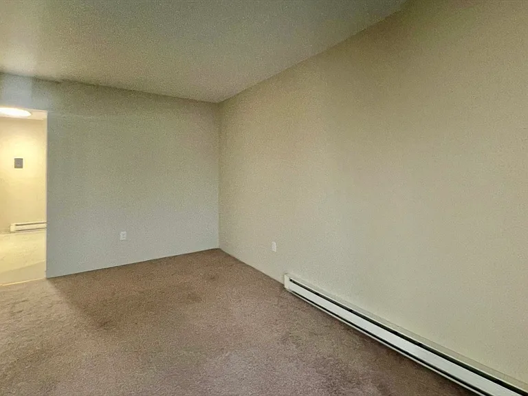 10 Hemans St #13 — Photo 17
