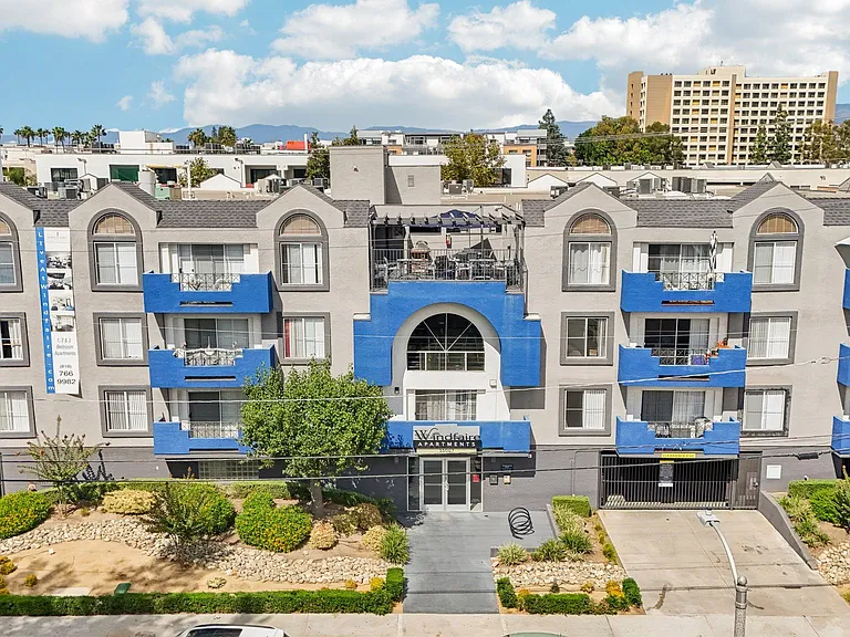 Windfaire Apartments — Photo 15
