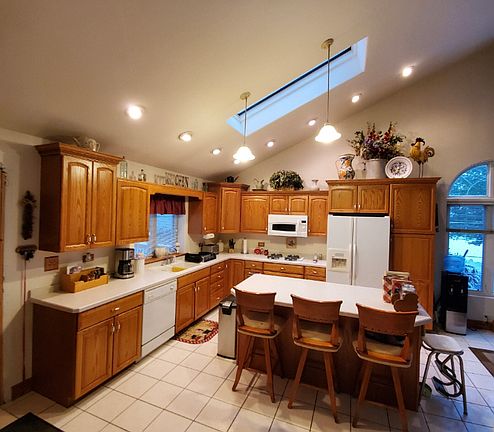 3rd image of 4116 163rd St