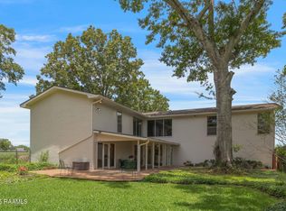 107 Bonnet St, New Iberia, LA 70563