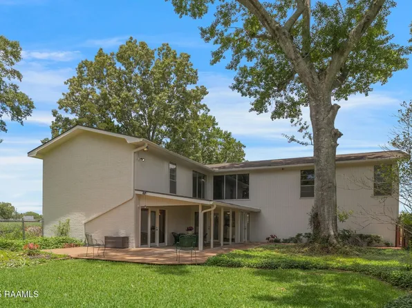 107 Bonnet St, New Iberia, LA 70563