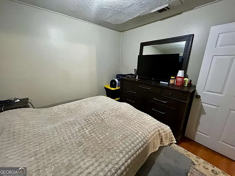 259 N Oliver St #B — Photo 13