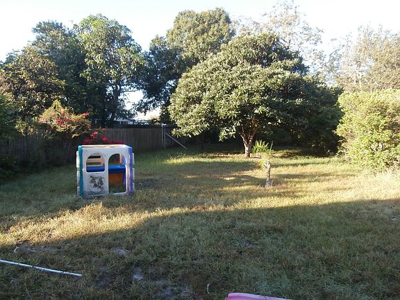 5th image of 3832 Bentford Ct