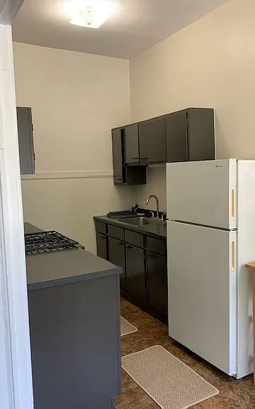 790 Myrtle St N — Photo 14