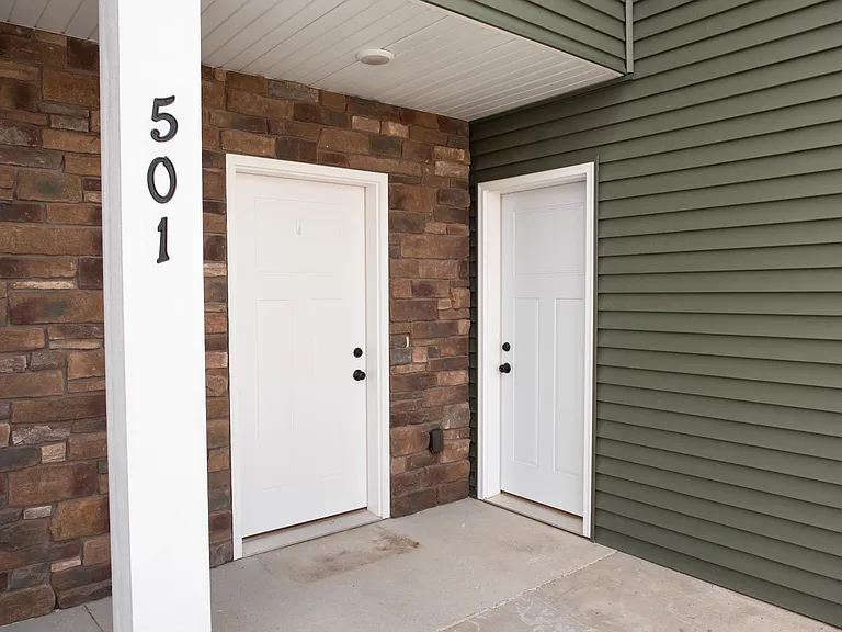 425 W Veterans St #3 — Photo 2