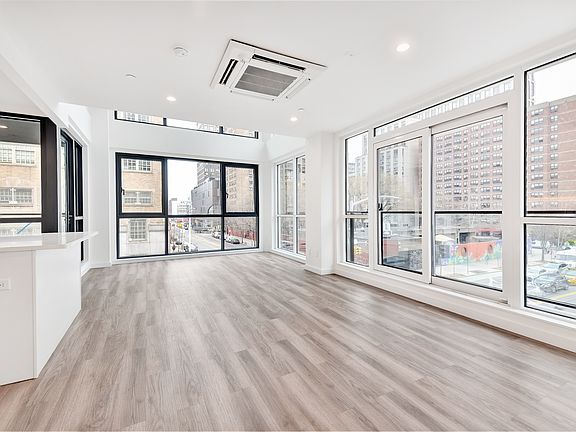 3rd image of 355 Grand St #3