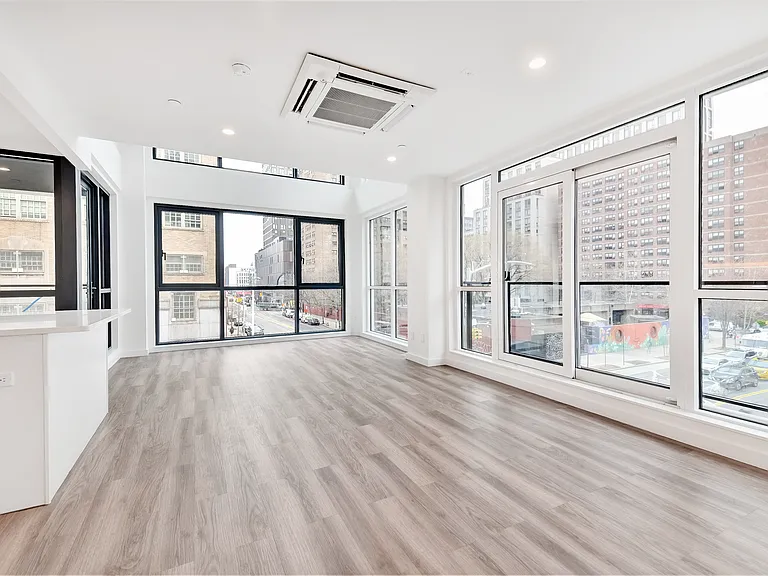 355 Grand St #3 — Photo 3