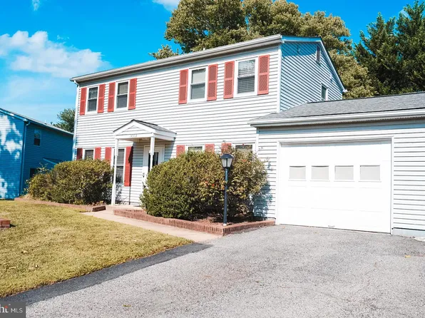 14353 Southgate Ct, Woodbridge, VA 22193