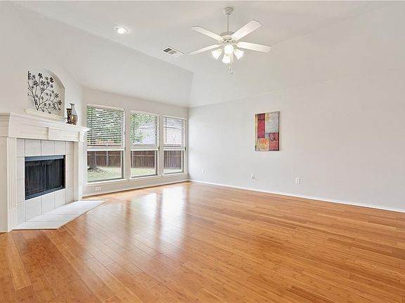 4th image of 3417 Timber Brook Dr