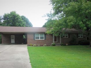 5447 Pace Dr, Paducah, KY 42001