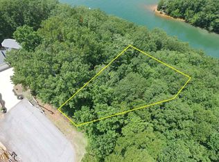 310 Walnut Dr, Westminster, SC 29693
