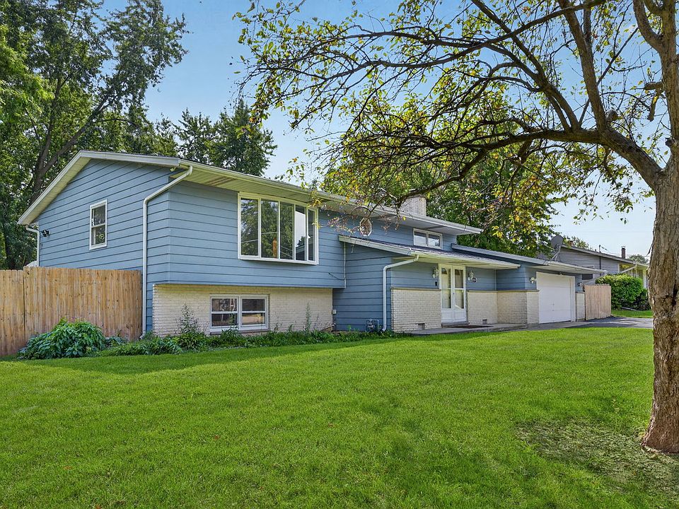 1st image of 10467 W Chaplin Ave