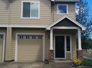 1733 N Manzanita St, Canby, OR 97013