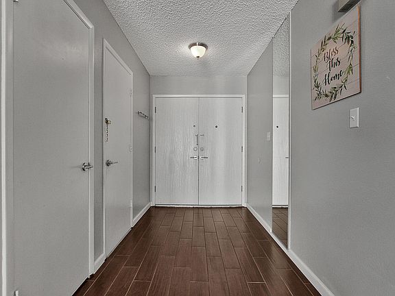 2nd image of 2108 W Claremont St