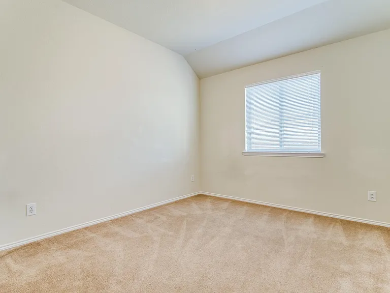 9400 Harrell Dr — Photo 21