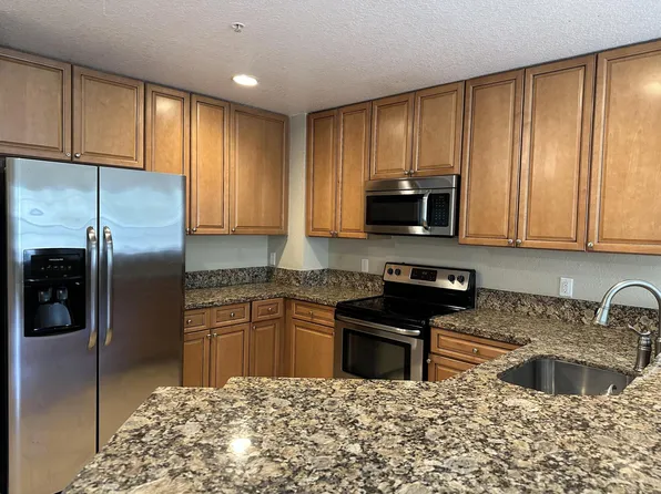724 SW 1st Avenue, Pompano Beach, FL 33060