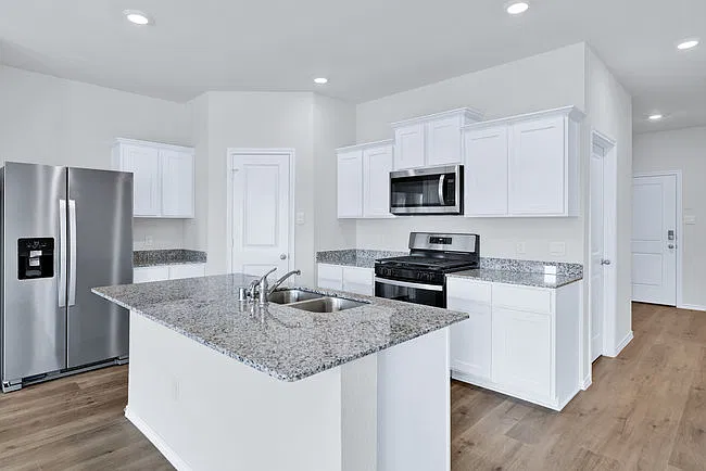 3 bed, 1615 sqft, $2,250 — Photo 3