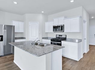 1450 Saddlehorn Dr, Denton, TX 76207