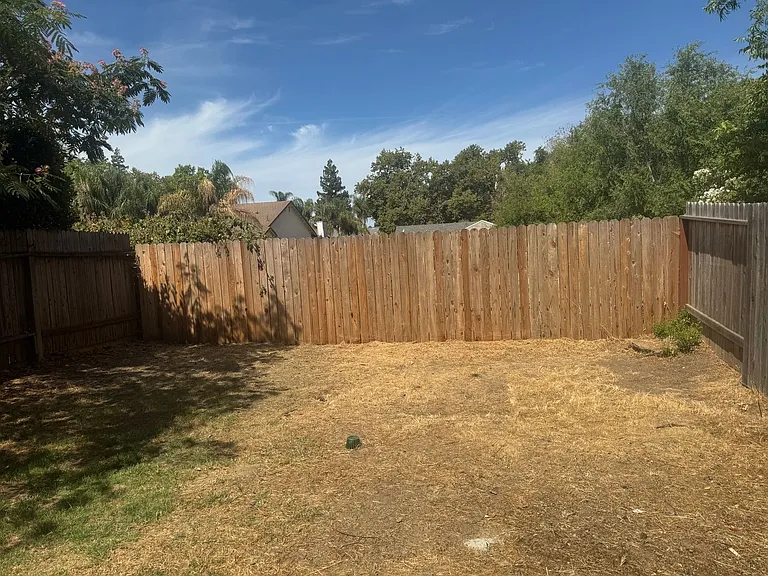 3327 Jayanne Way — Photo 12