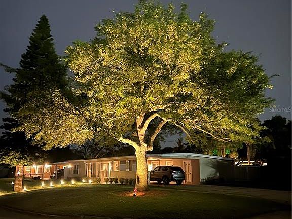 5th image of 110 N LAKEWOOD CIRCLE