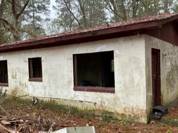 1711 Camilla Hwy, Moultrie, GA 31768