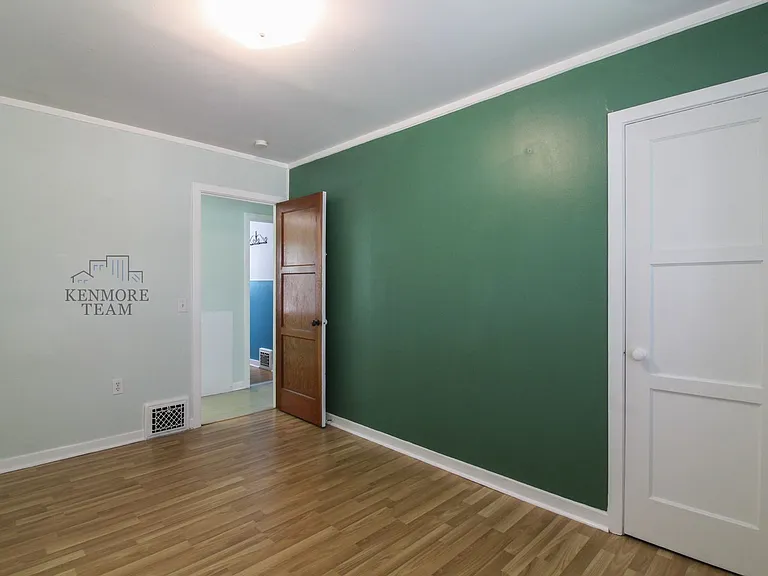 1308 Haupt Ave — Photo 14