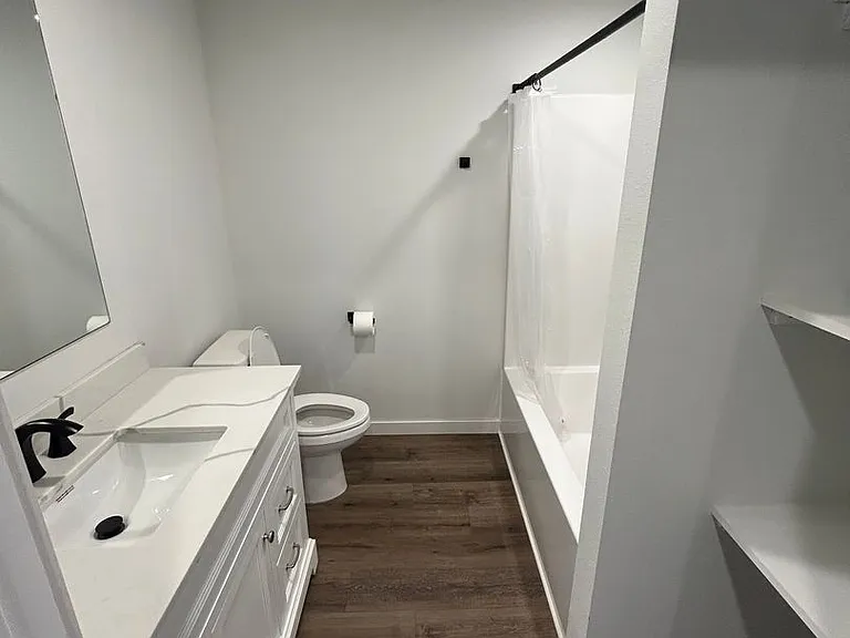 112 H Street Rd — Photo 33