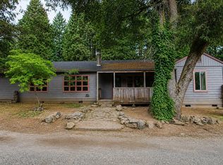 189 Bloom Rd, Wolf Creek, OR 97497