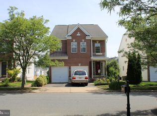 16171 Radburn St, Woodbridge, VA 22191