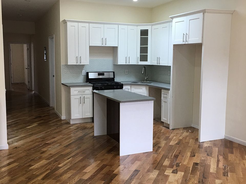 1st image of 8701 Avenue A