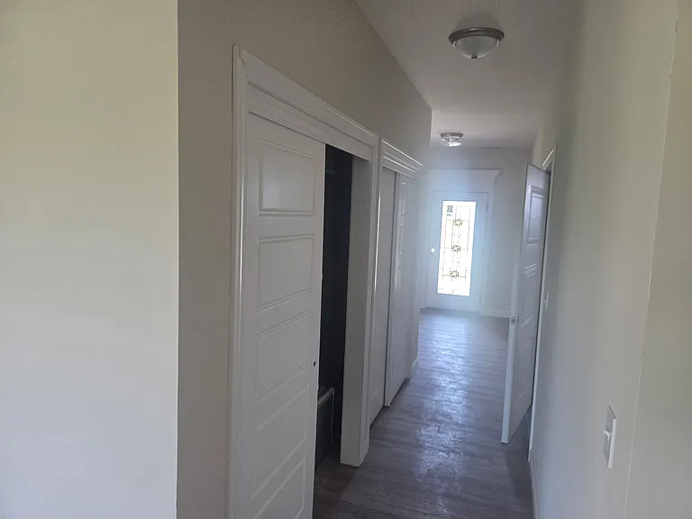 305 Andorah Dr — Photo 11