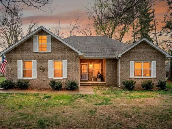 403 Timberlane Ave, Tullahoma, TN 37388