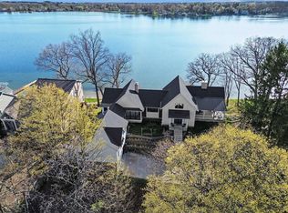 517 Glazier Rd, Chelsea, MI 48118