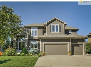 13820 Parkhill St, Overland Park, KS 66221