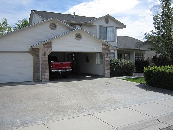 Front 3 car garage...