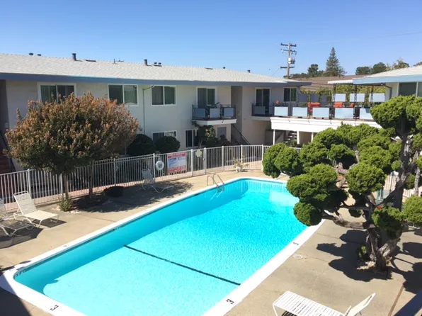 2020 California St APT 18, Mountain View, CA 94040