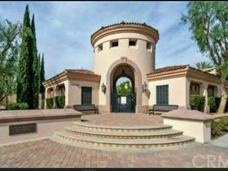 20 San Clemente — Photo 11