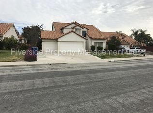 8766 Morninglight Cir, Riverside, CA 92508