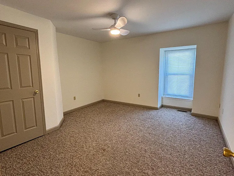 209 E 5th Ave #2 — Photo 10