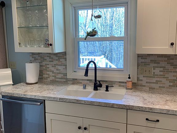 4th image of 2133 Vermont Pl