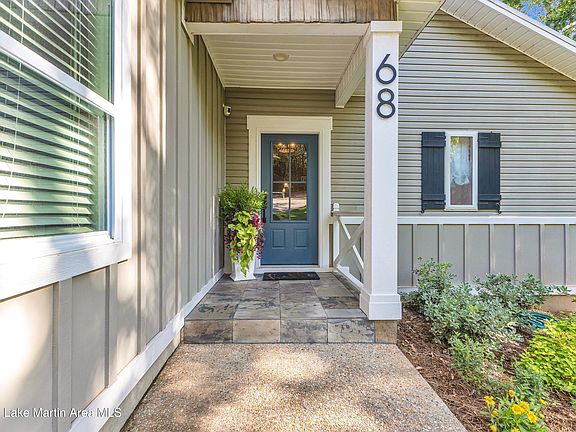 3rd image of 68 Tulipwood Dr