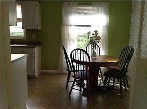 Dining space for four or more.