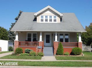 106 Gallup St, Mount Clemens, MI 48043