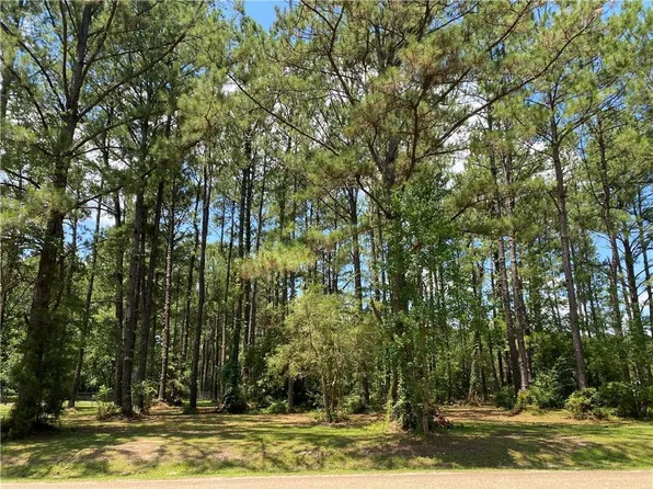 213 Kingsland Dr, Covington, LA 70435