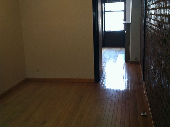 3rd image of 1587 1st Ave APT 3
