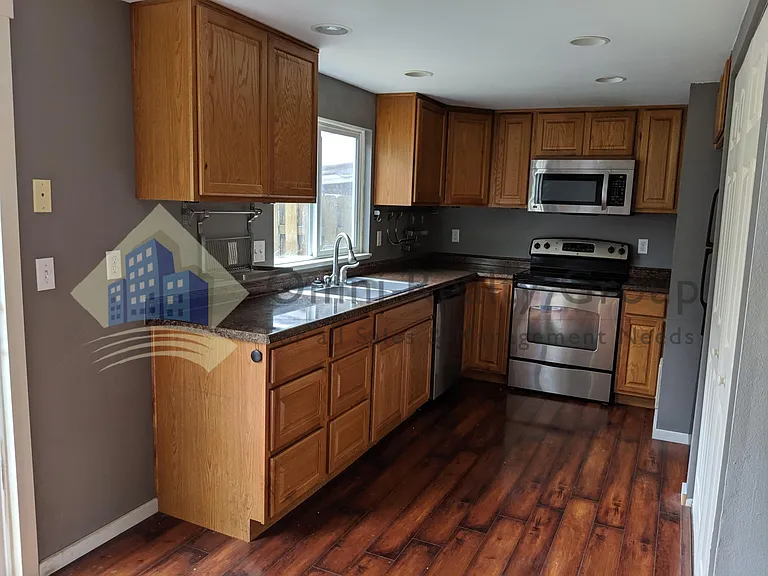17960 SW Johnson St #C — Photo 5