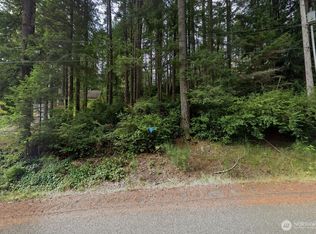 3839 Silver Lane NW, Bremerton, WA 98312