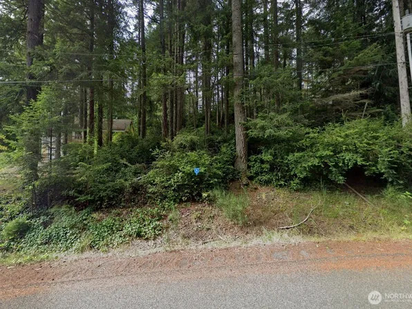 3839 Silver Lane NW, Bremerton, WA 98312