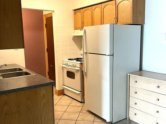 3rd image of 11245 S Harlem Ave APT B6