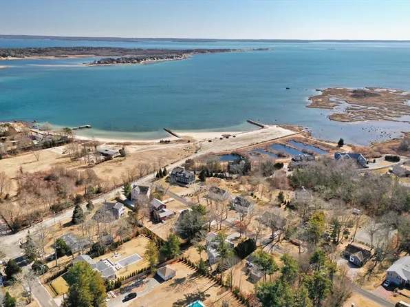 15 Zora Rd, Marion, MA 02738